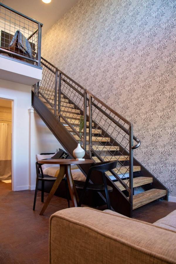 Center City Loft, Contactless Check In, Mayor'S Study Филаделфия Екстериор снимка